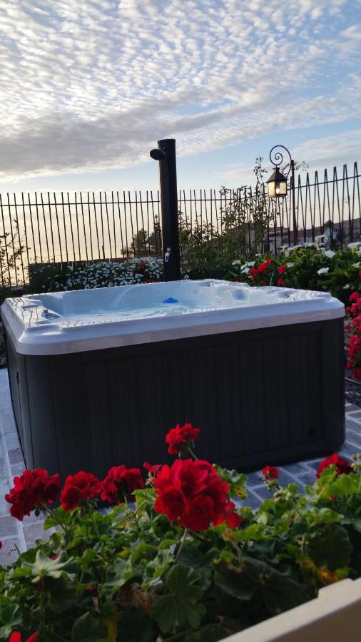 アデヘ Casa Leandra Con Jacuzziゲストハウス エクステリア 写真